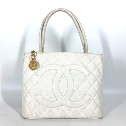 CHANEL Tote Bag A01804 Caviar skin white quilting matelasse CC COCO Mark Replica Tote Women