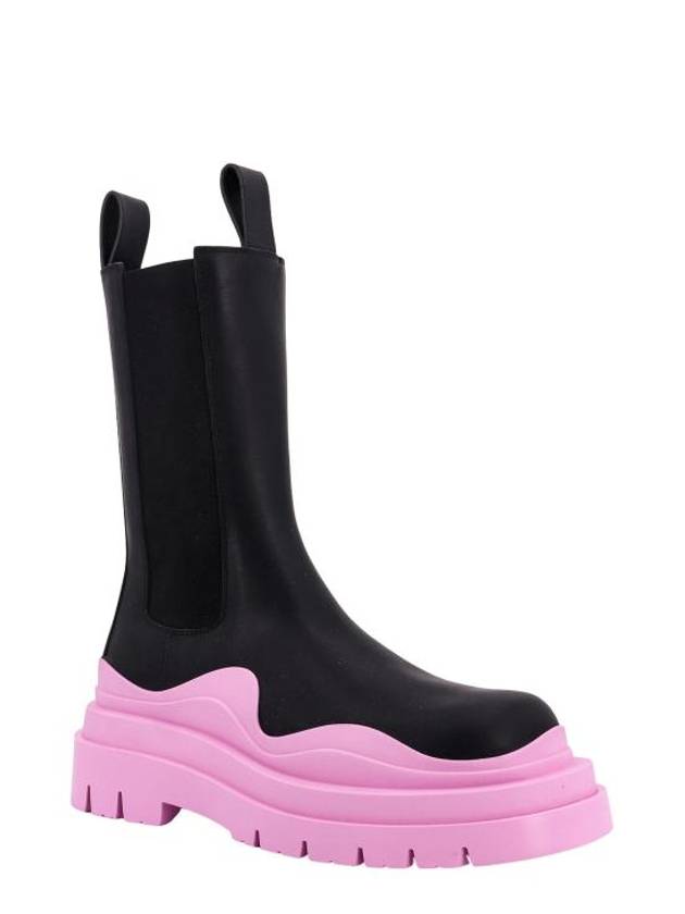 Luxury Bottega Veneta Tire Chelsea Boots Black Pink