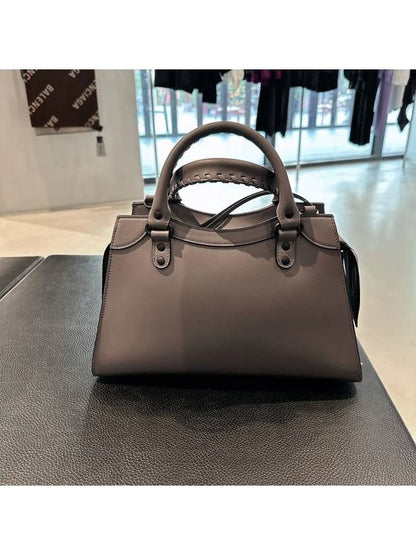Luxury Balenciaga Trending 2025 Women s Gray Neo Classic Small Tote Bag Cross 638521 11R57 1404