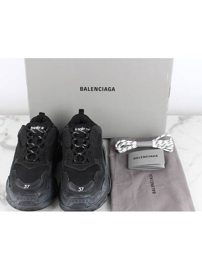 Luxury Balenciaga Trending 2025 Triple S dirty black sneakers 37 240