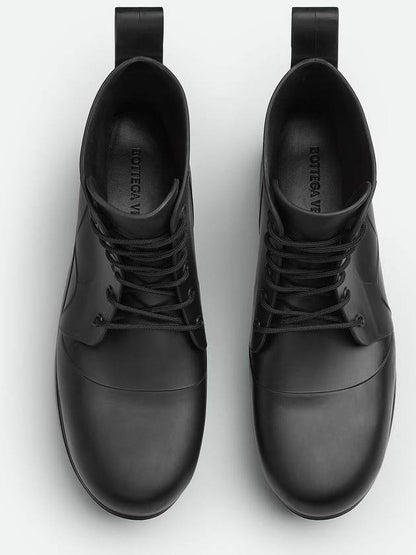 Luxury Bottega Veneta Puddle Ankle Boots