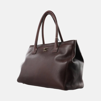 Chanel Cerf Executive 2000 Brown Caviar Leather Handbag