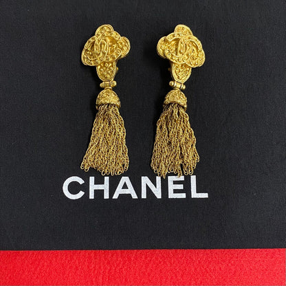 CHANEL Earring Gold Plated gold