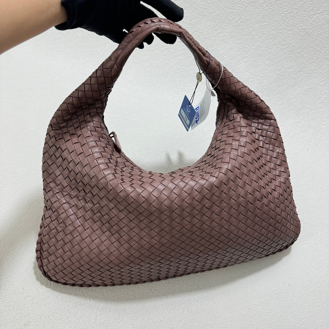 Bottega Veneta Veneta Leather Hobo Large Nude Dirty Pink 47cm