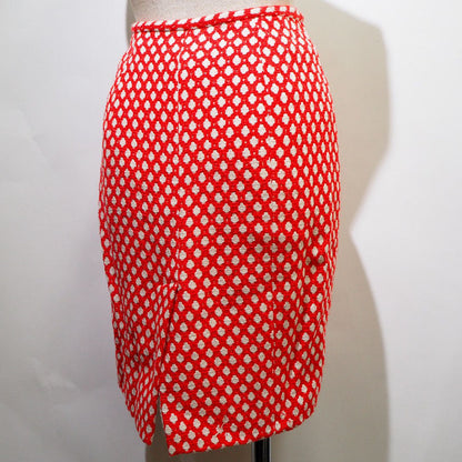 CHANEL skirt P32954V23394 Rayon, Bamboo, Cotton Red 2008 cruise collection COCO Mark button with mini back charm Women 34