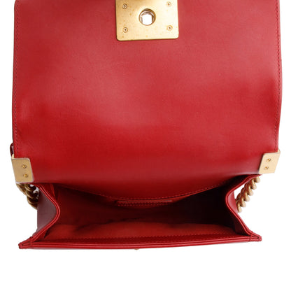 Chanel 2020 Red Quilted Lambskin Leather Small Logo Top Handle Boy Bag