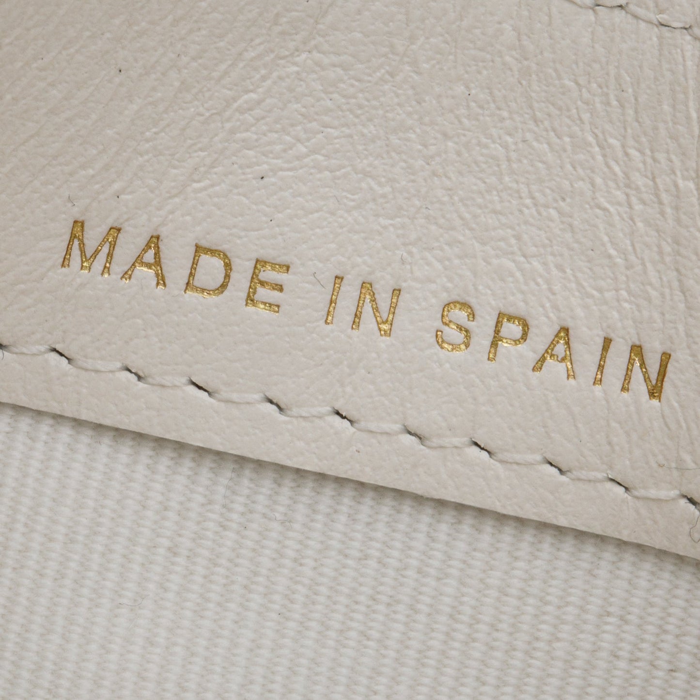 Chanel White Quilted Lambskin Leather 19 Card Holder
