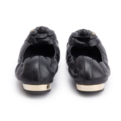 Chanel Black Leather Interlocking CC Logo Camellia Ballet Flats, Size 37.5