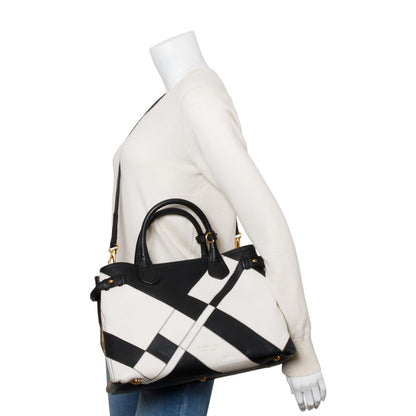 Burberry Black/White Calfskin Leather House Check Medium Patchwork Banner Tote
