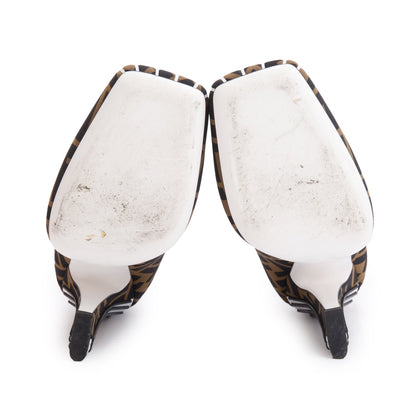 Fendi Brown FFreedom Noprene Decollette Pumps, Size 38.5