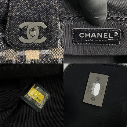 CHANEL Shoulder Bag Tweed, Lambskin multicolor COCO Mark Women