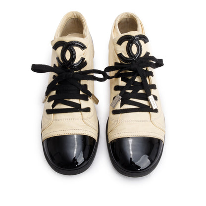 Chanel Cream Lambskin Cap Top Interlocking CC Logo Sneakers, Size 39