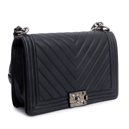 Chanel Black Chevron Quilted Lambskin Leather Large Boy Bag