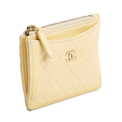 Chanel 2020 Yellow Quilted Lambskin Leather CC Zipped Card Holder