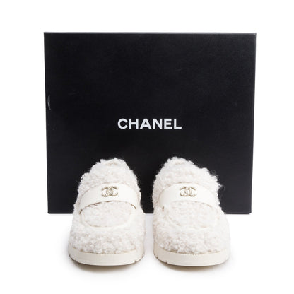 Chanel White Shearling Interlocking CC Logo Loafer, Size 37