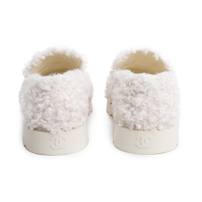 Chanel White Shearling Interlocking CC Logo Loafer, Size 37