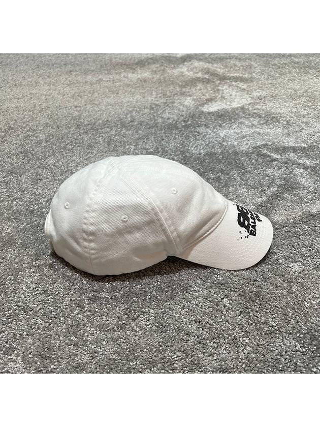 Luxury Balenciaga Trending 2025 Hand Draw BB Icon Ball Cap White