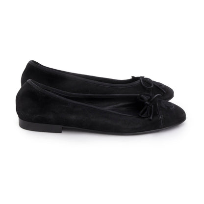 Chanel Black Velvet Interlocking CC Logo Bow Flats, Size 37