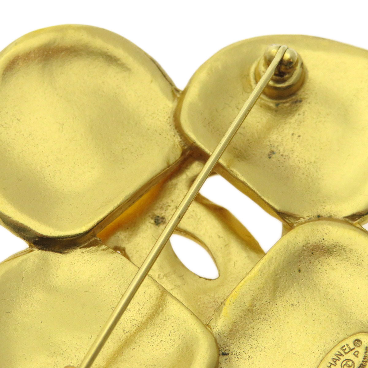 CHANEL Brooch metallic gold COCO Mark