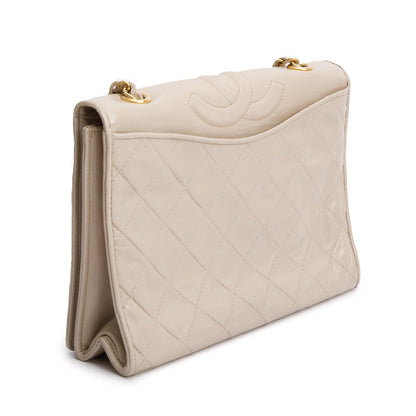 Chanel Vintage Cream Quilted Lambskin CC Matelasse Chain Shoulder Bag