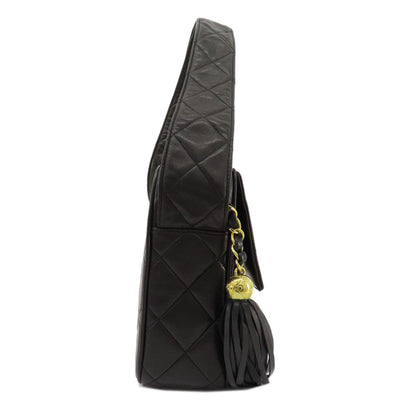 CHANEL Shoulder Bag lambskin black Matrasse