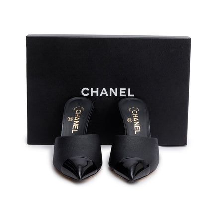 Chanel Black Calfskin Grosgrain Cap Toe Pearl Mule, Size 38