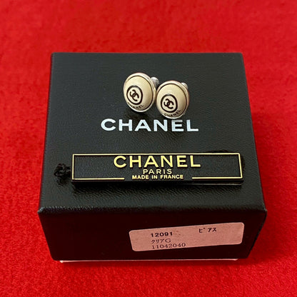 CHANEL Pierce alloy Silver