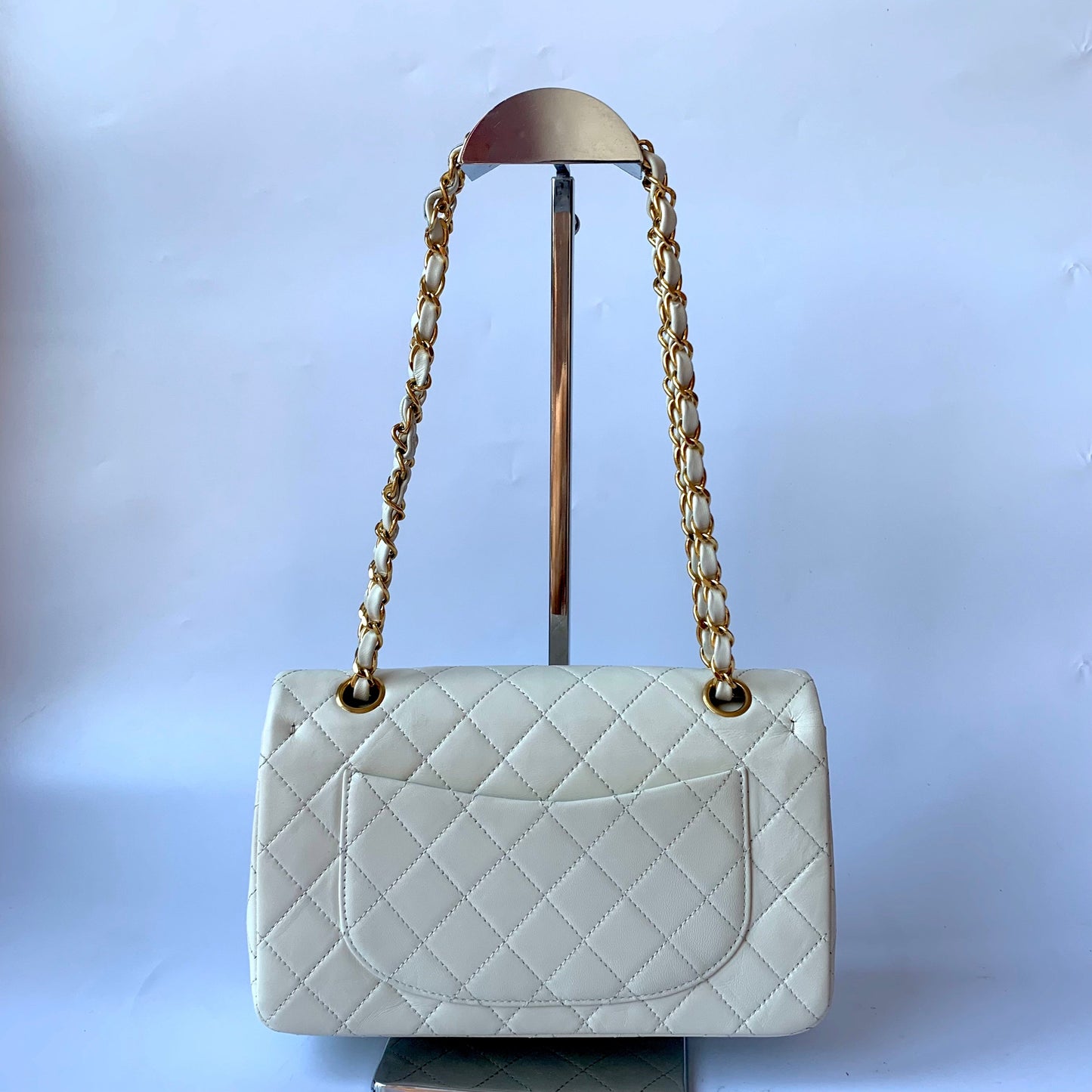 Chanel Classic Flap Vintage 1995 White Lambskin Leather with 24k Gold Hardware
