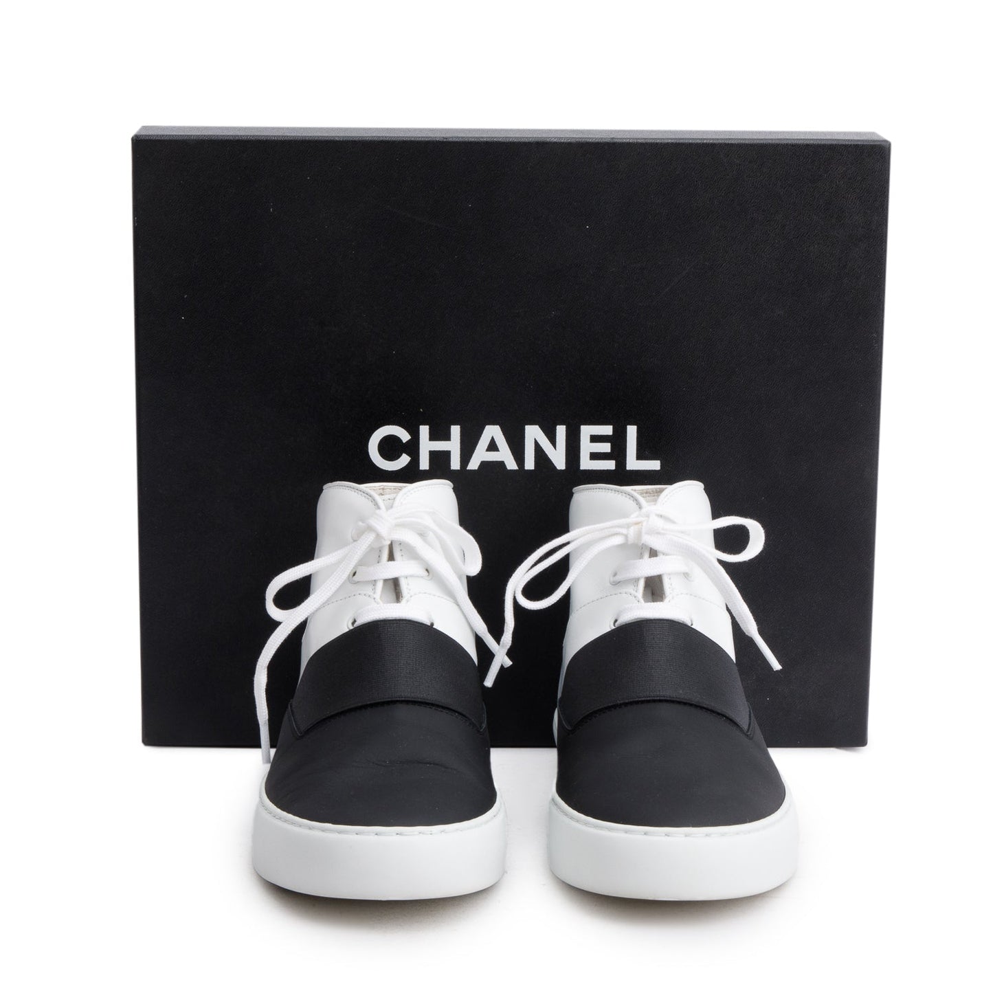 Chanel Black/White Lambskin Leather Interlocking CC Logo High Top Sneakers, Size 37