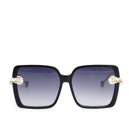 Chanel CH1059 Black Acetate Interlocking CC Logo Square Sunglasses