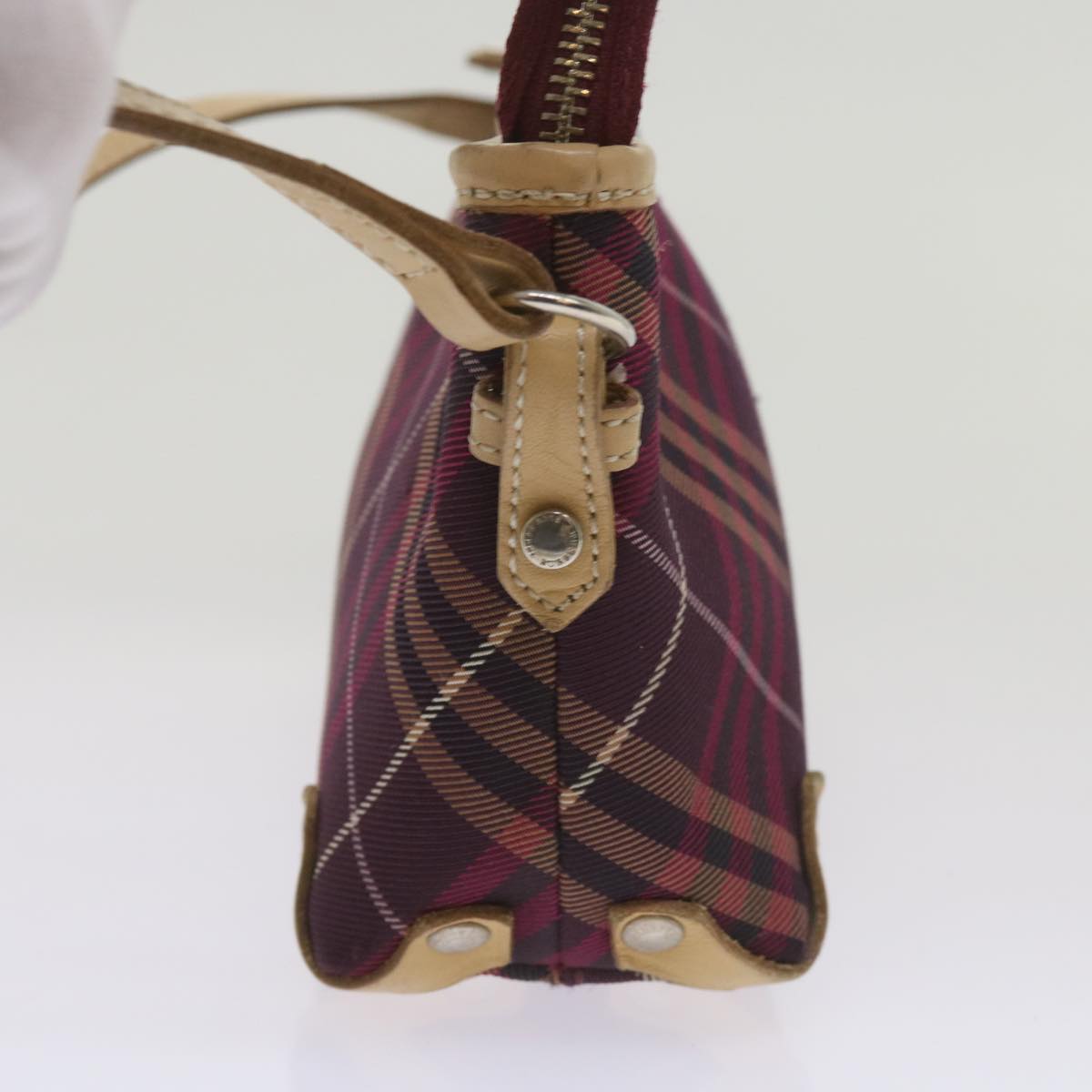 Luxury Burberry Nova Check Shoulder Bag Nylon Red Auth 68194