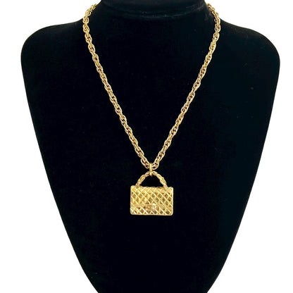 CHANEL Necklace Gold Plated gold