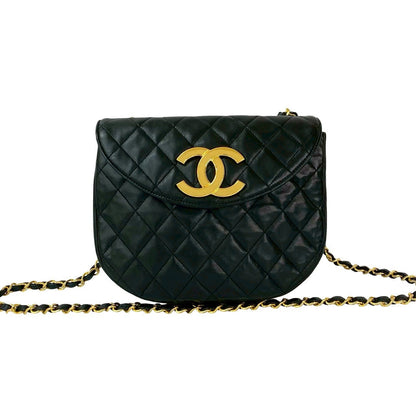 CHANEL Shoulder Bag lambskin black Matrasse
