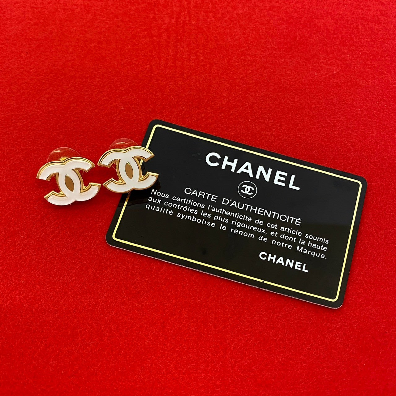 CHANEL Pierce Gold Plated gold