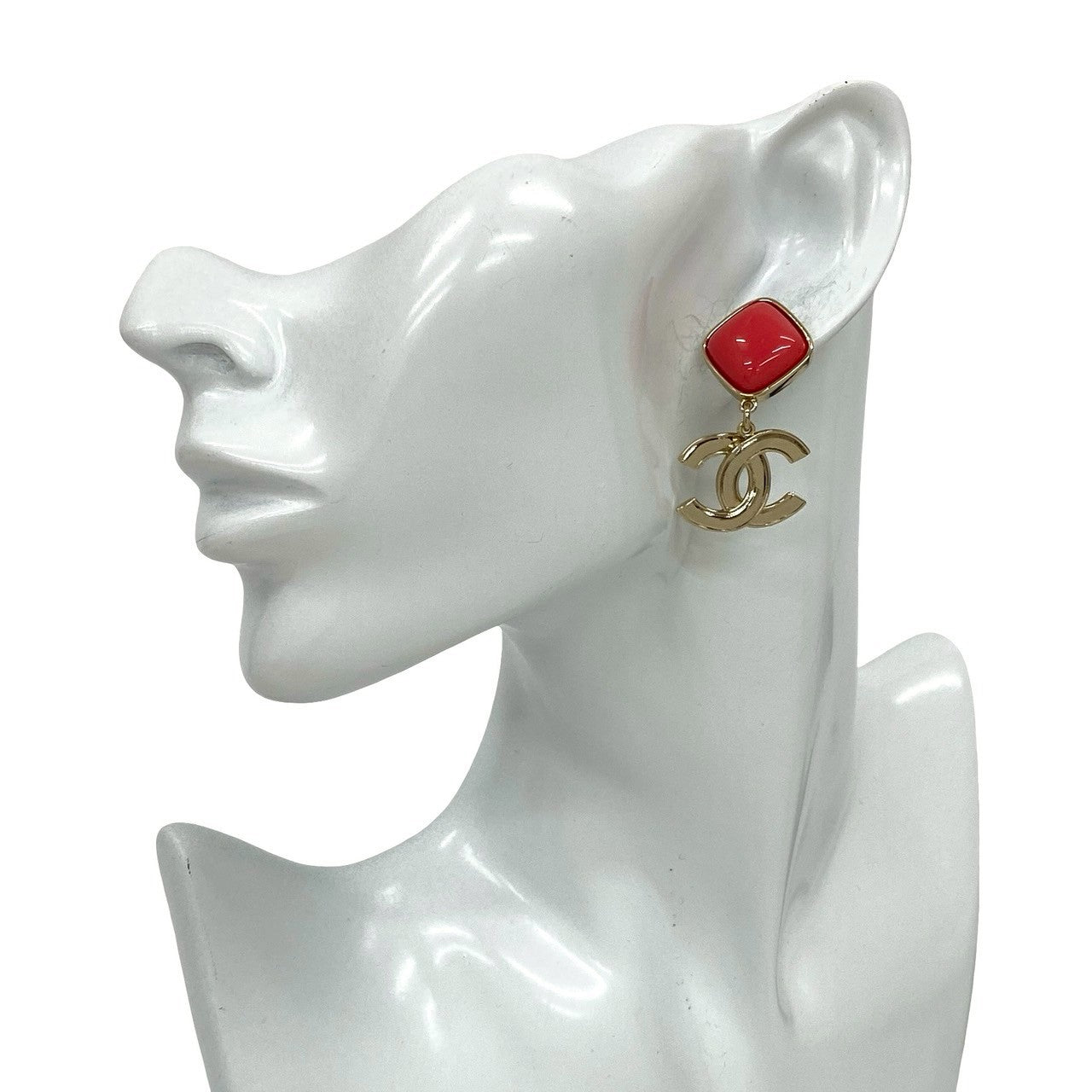 CHANEL Pierce Gold Plated gold