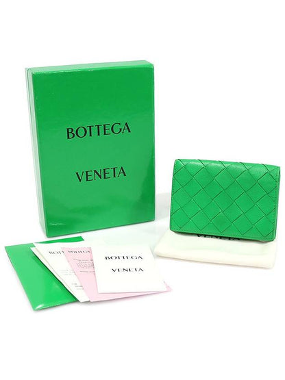 Luxury Bottega Veneta 667141 Green Paraket Lambskin Intrecciato Business Card Holder