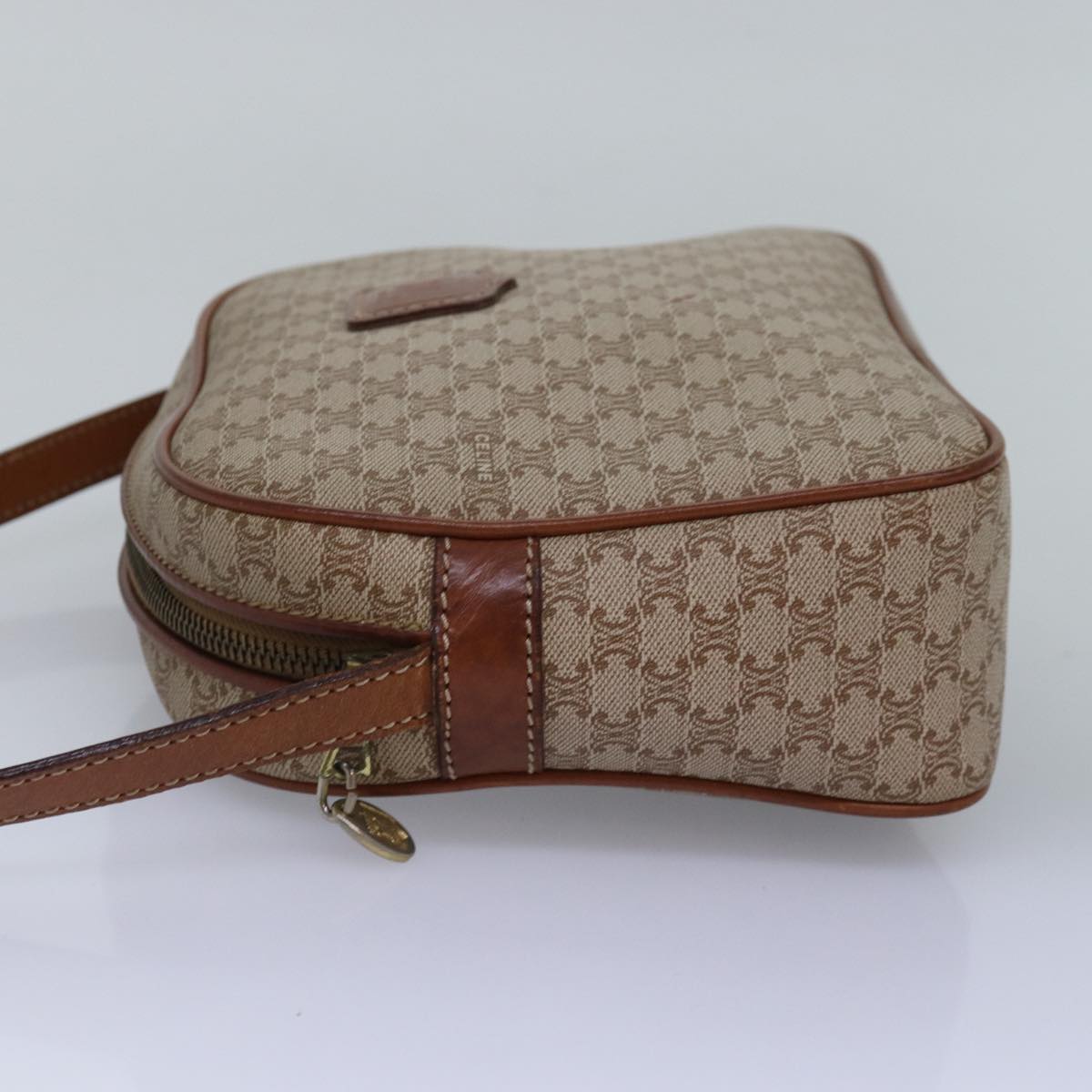Luxury CELINE Macadam Canvas Shoulder Bag Beige  77624