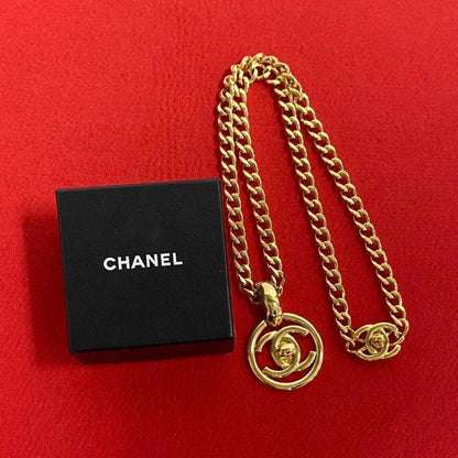 CHANEL Necklace Gold Plated gold