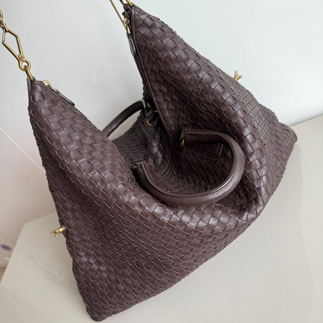 Bottega Veneta Maxi Convertible Tote Dark Chocolate Brown Leather Gold HW 50cm