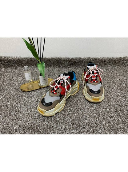 Luxury Balenciaga Trending 2025 Triple S Multi 41 260