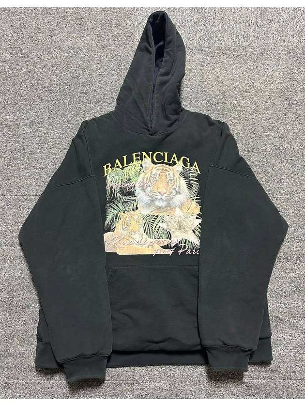Luxury Balenciaga Trending 2025 FBI Tiger Logo Reversible Hoodie 110
