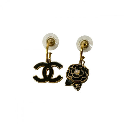 CHANEL Pierce Gold Plated gold Camelia