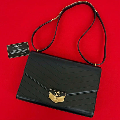 CHANEL Shoulder Bag leather black
