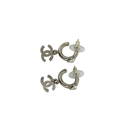 CHANEL Pierce metal Silver
