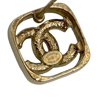 CHANEL Pierce Gold Plated gold