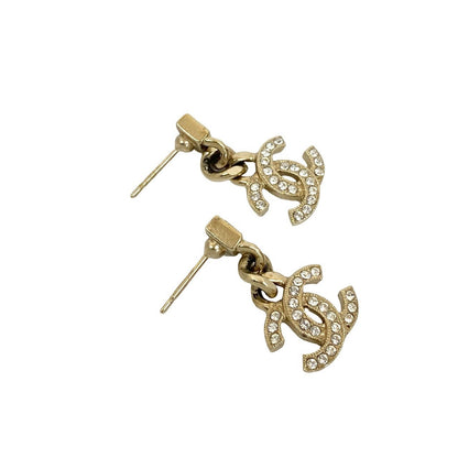CHANEL Pierce metal gold