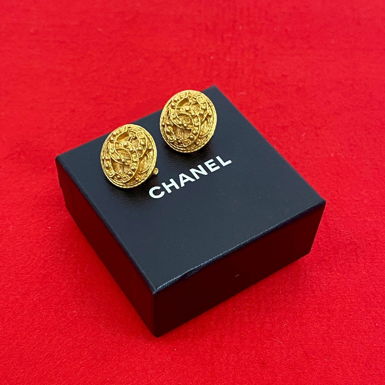 CHANEL Earring Gold Plated gold