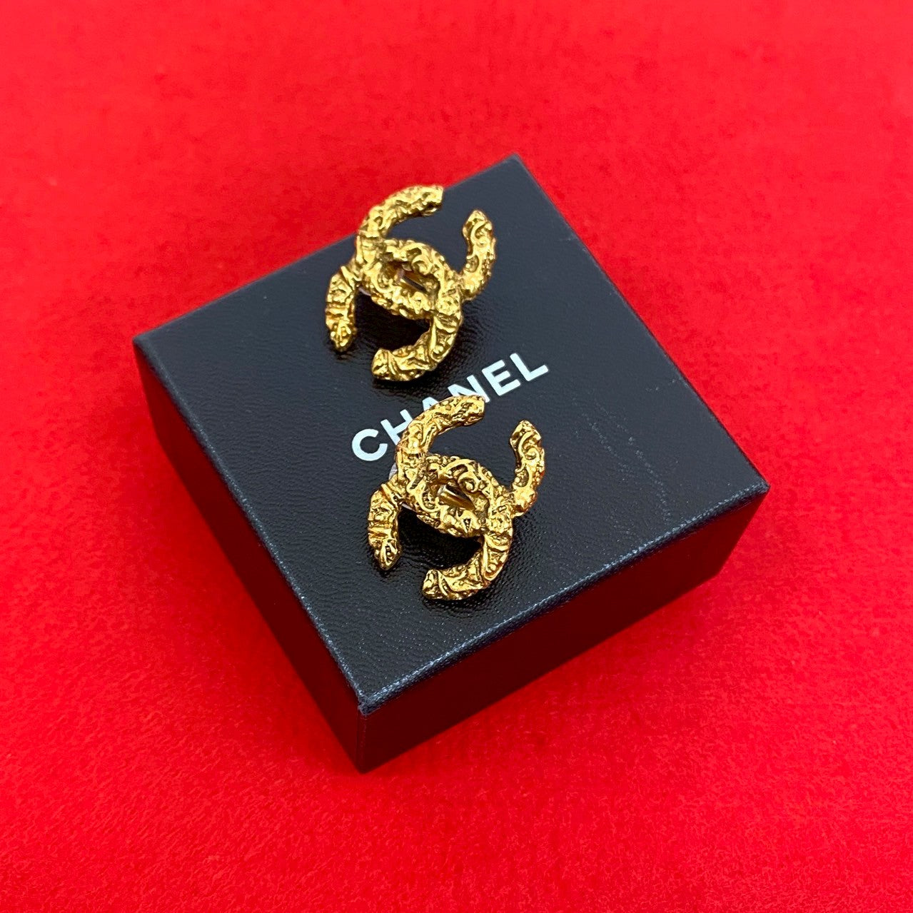 CHANEL Earring Gold Plated gold
