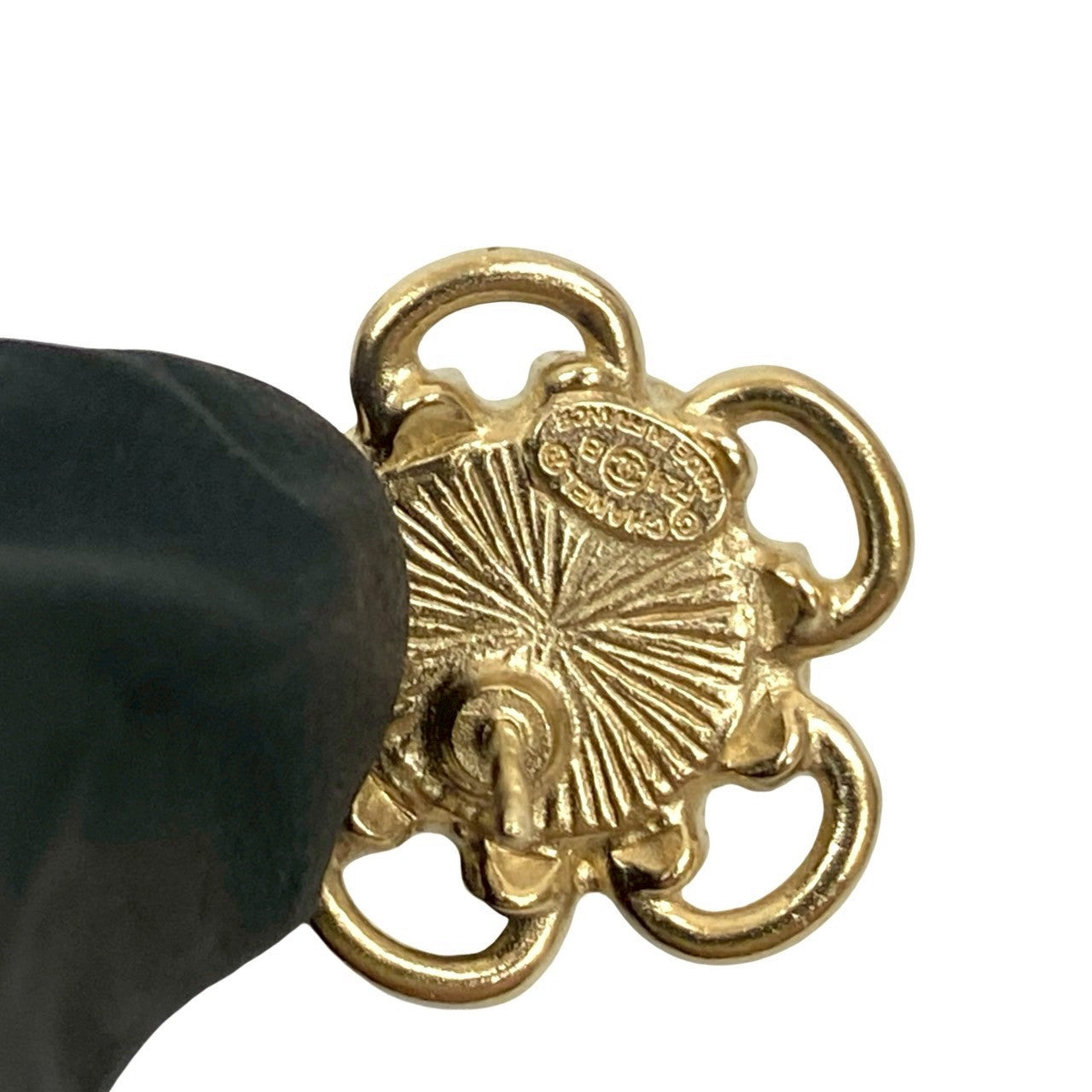 CHANEL Pierce Gold Plated gold
