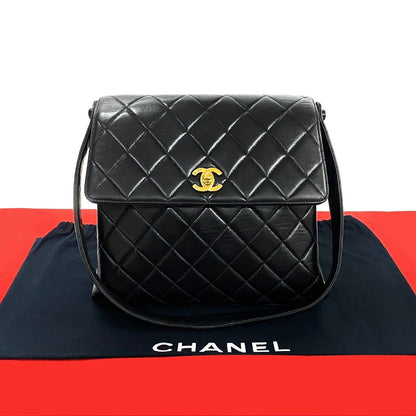 CHANEL Shoulder Bag lambskin black Matrasse
